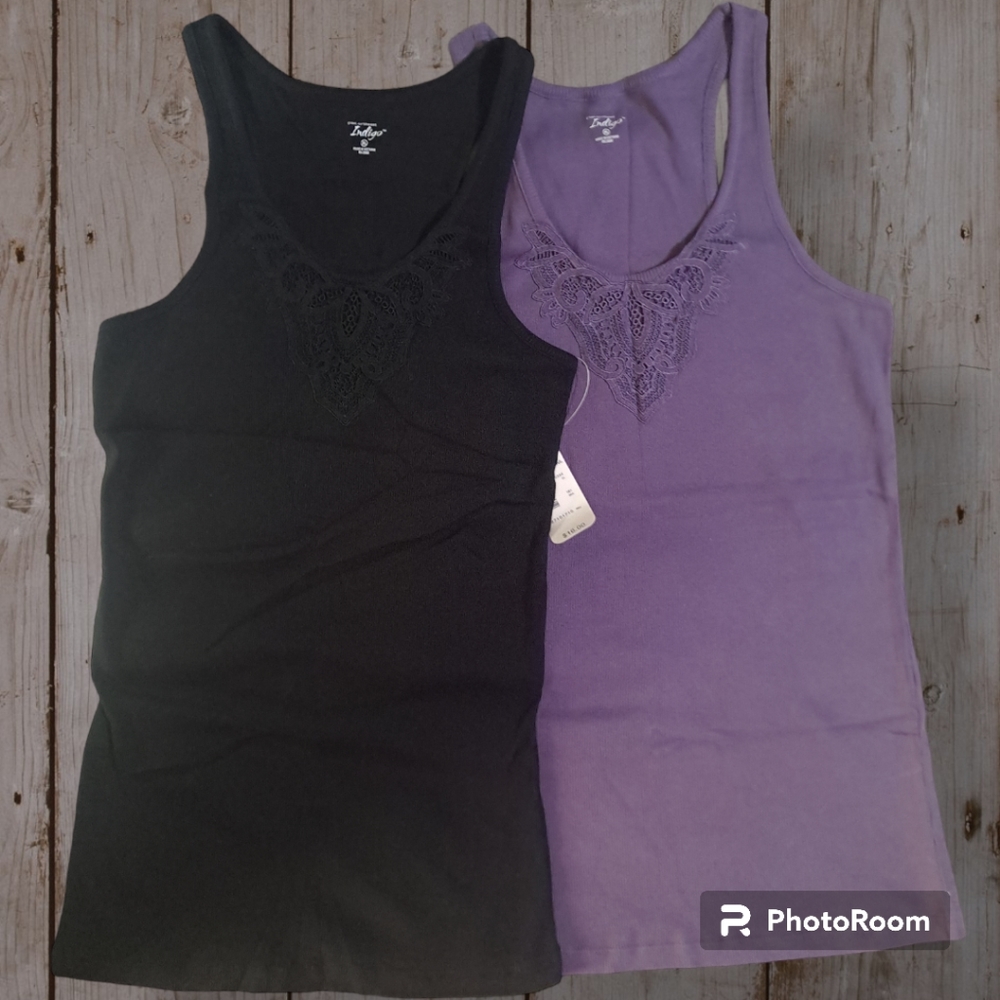 Womans tanktops Size XL
